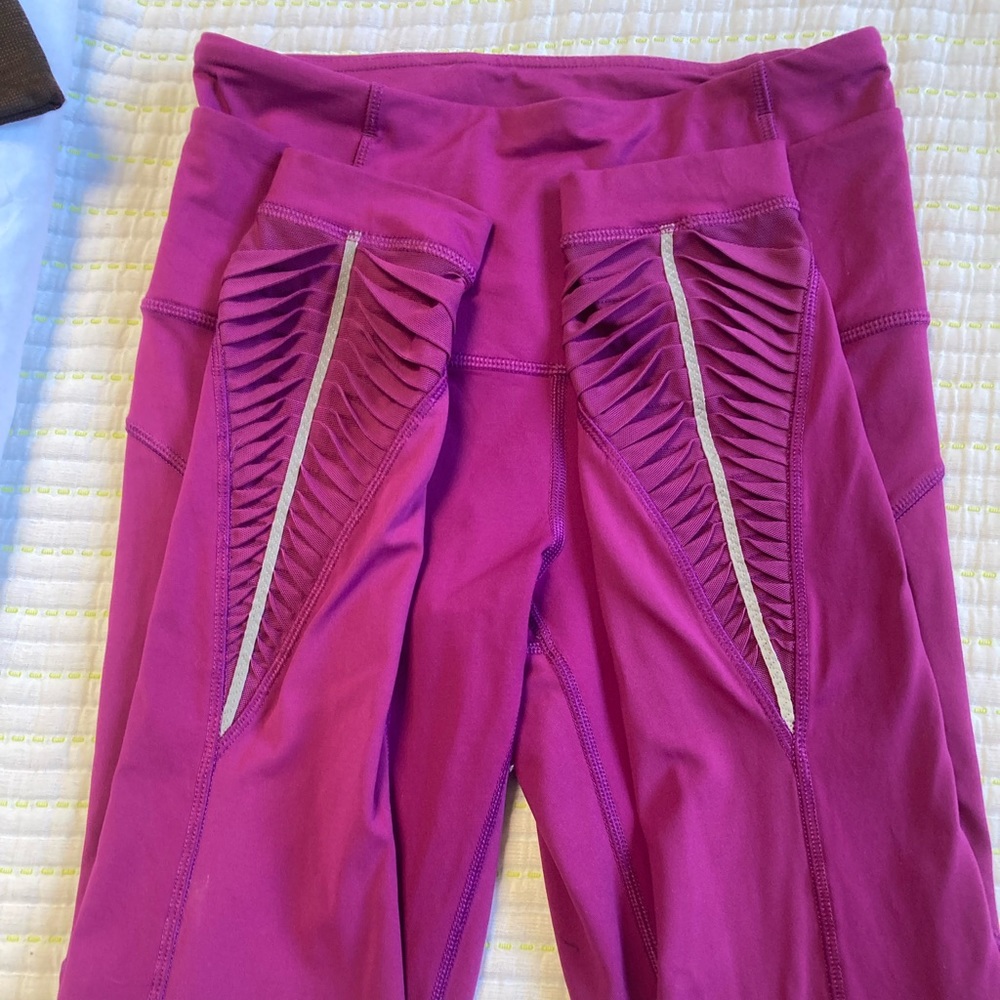 Lululemon Pink Tights sz 4